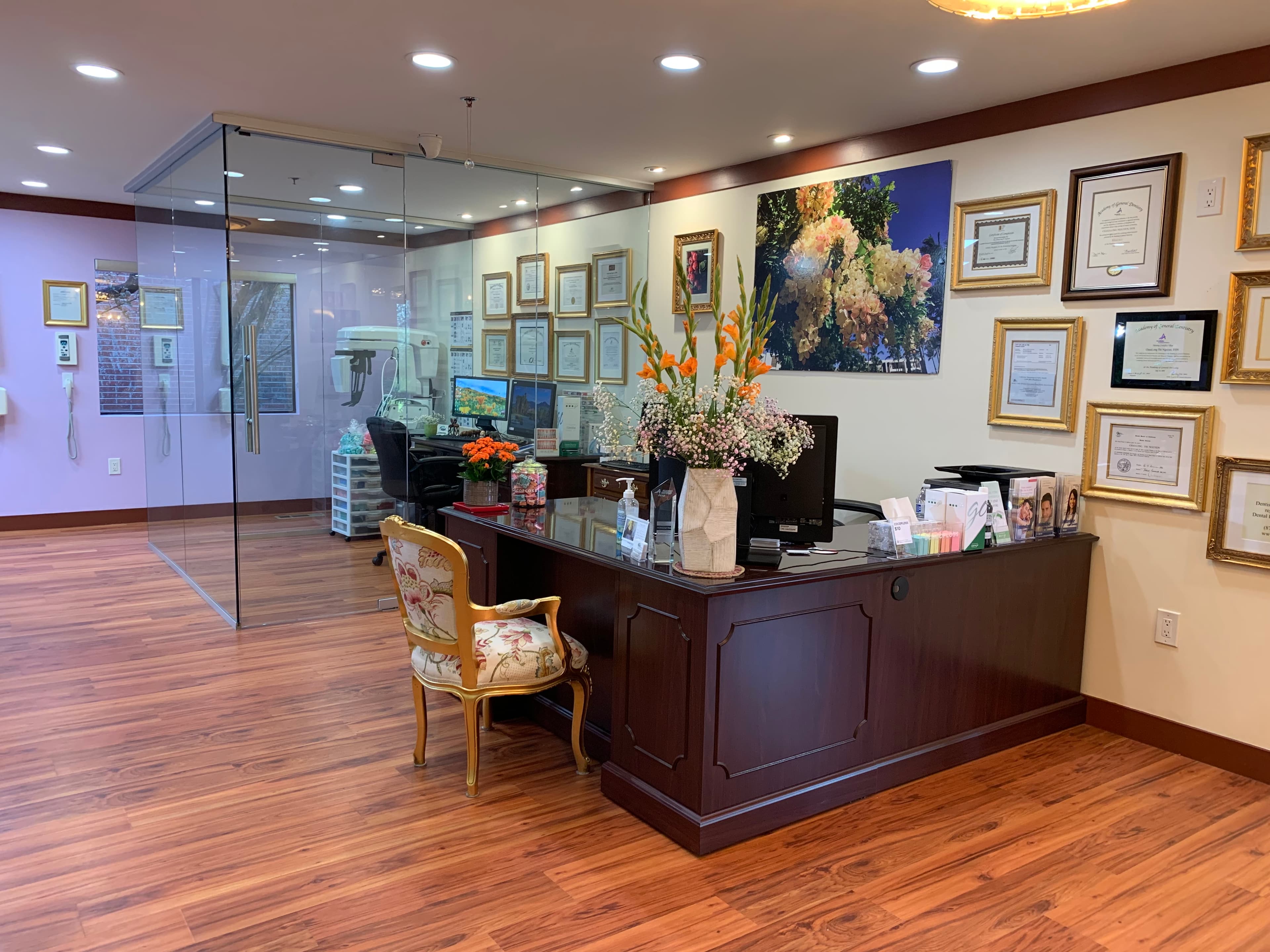 Menlo Park Dental Excellence reception and lobby photo 3