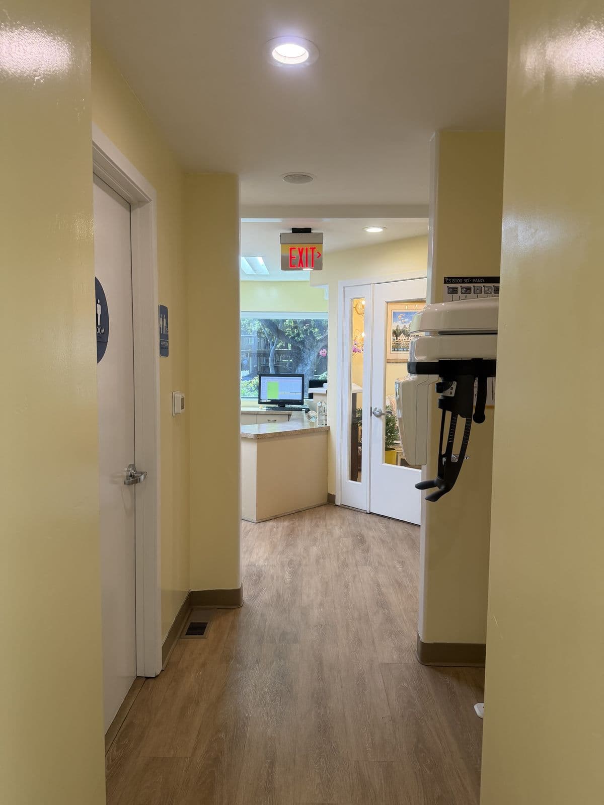 Hallway between the treatment rooms